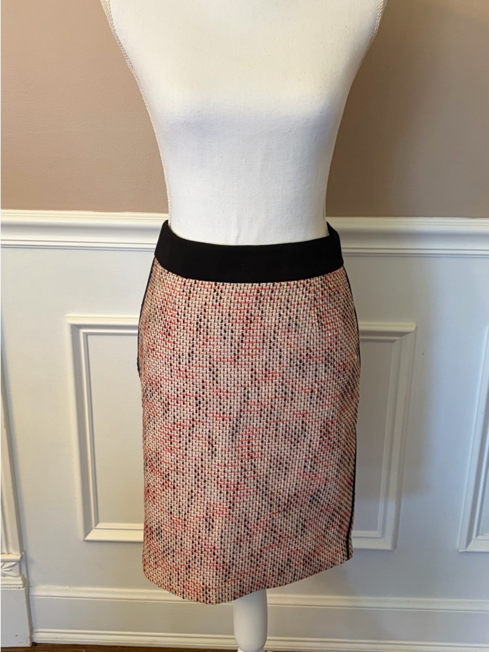 Banana Republic Tweed Pencil Skirt in Black, Pink and Cream